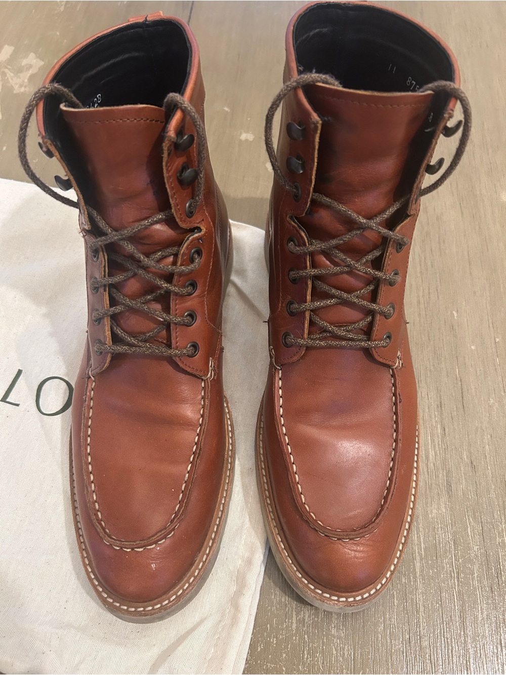 Nisolo - Mateo Cognac moc-toe with contrast stitch